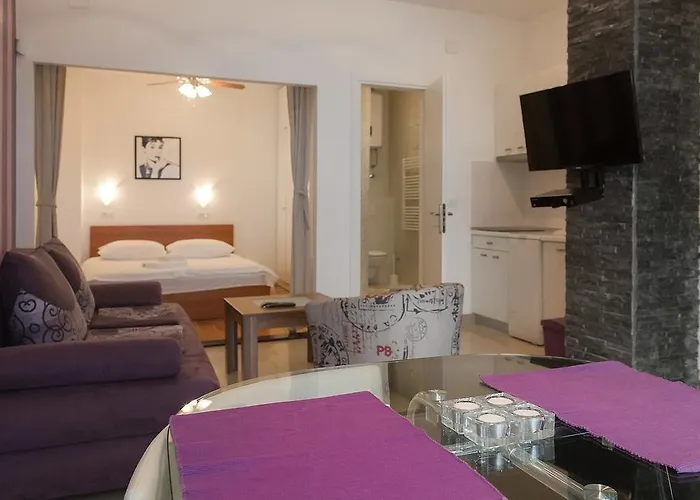 Apartments Lana 2